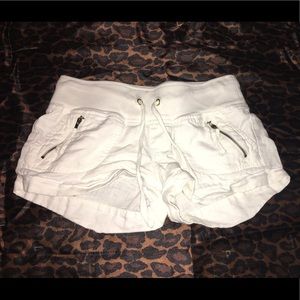 Guess women short